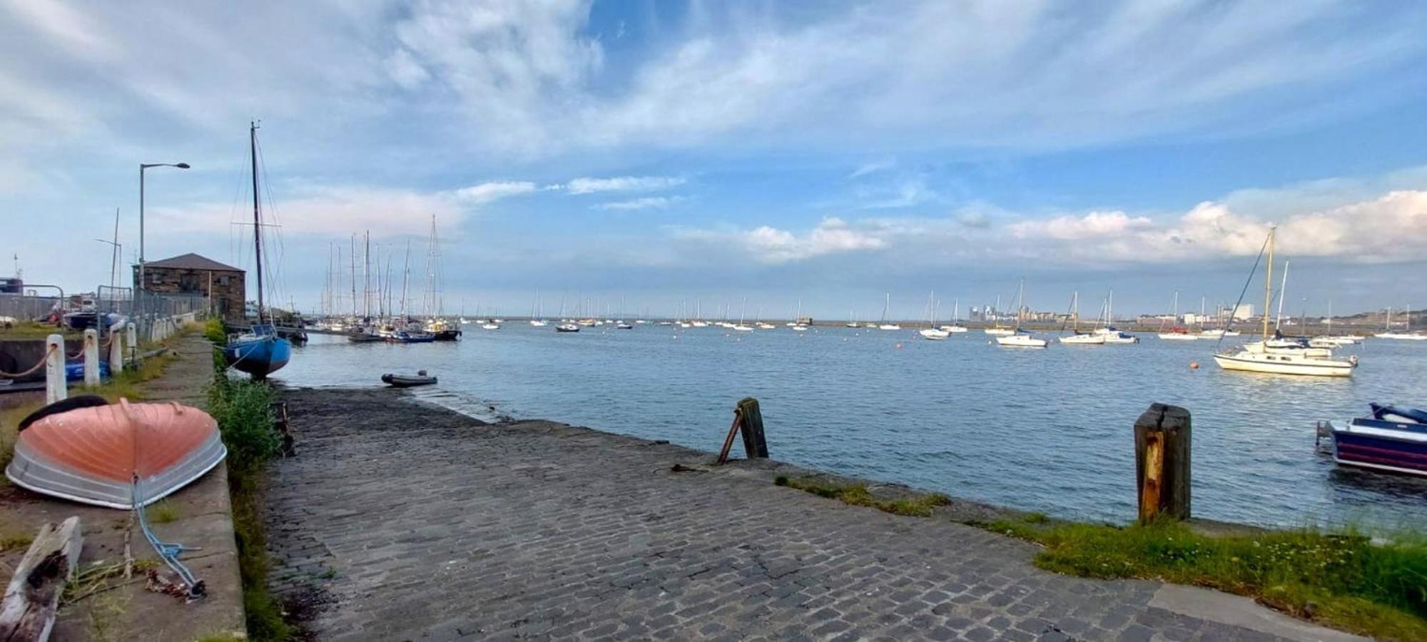 Lovely Sea Rooms, Easy Access To Centre & Airport Edinburgh Exterior photo